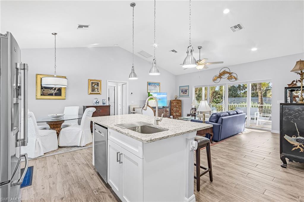 BELLE MEADE - Residential