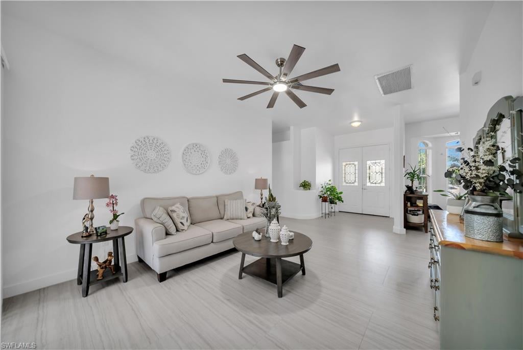 SILVERLAKES - Residential