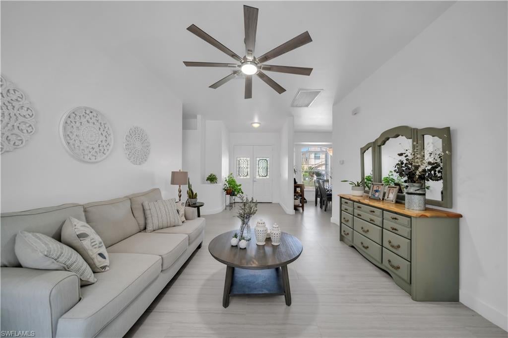 SILVERLAKES - Residential