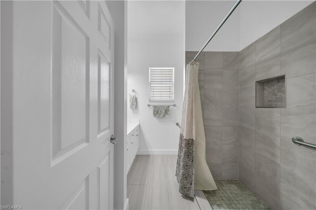 SILVERLAKES - Residential
