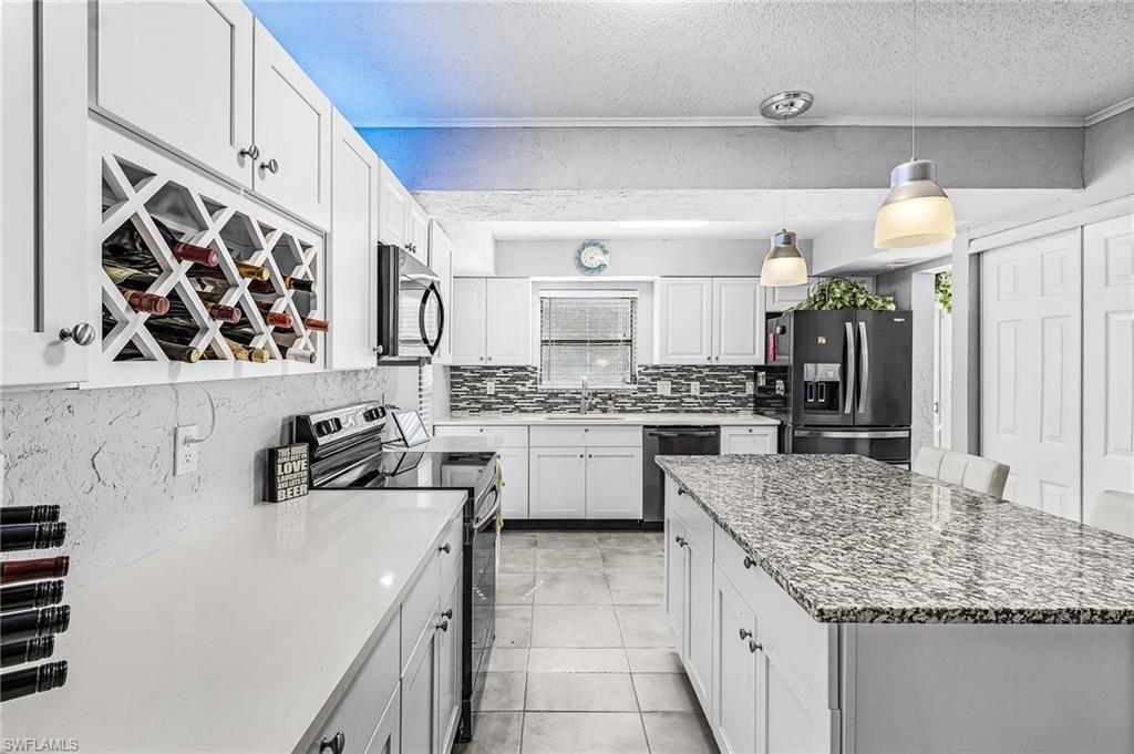 BONITA FARMS - Residential