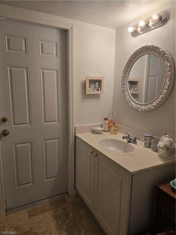 WILLOW LAKE - Residential