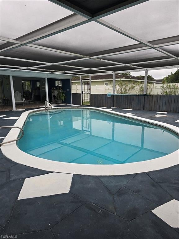 WILLOW LAKE - Residential