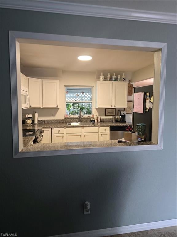 WILLOW LAKE - Residential