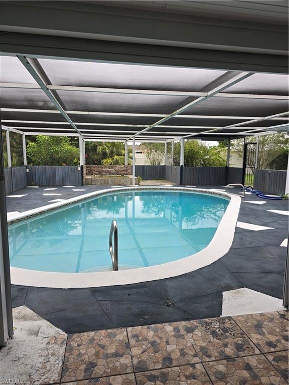 WILLOW LAKE - Residential