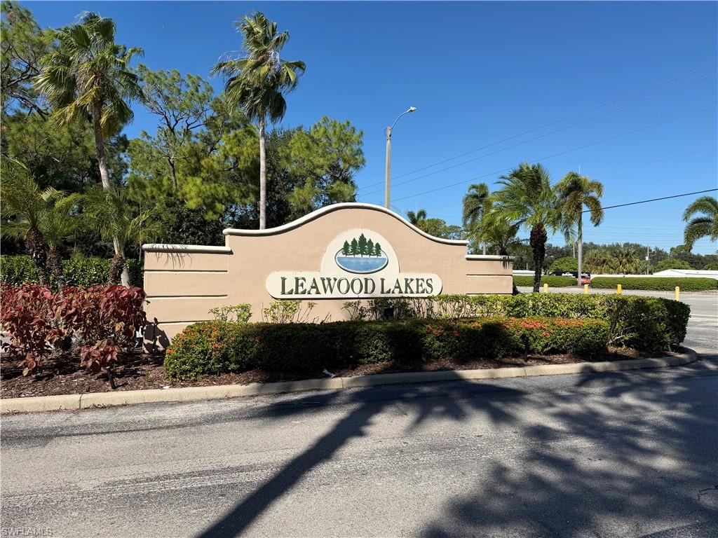 LEAWOOD LAKES - Residential