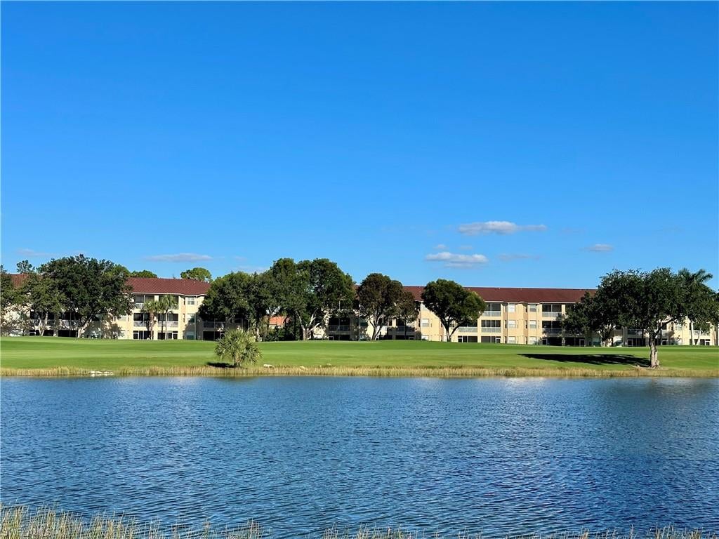 CYPRESS TRACE - Residential
