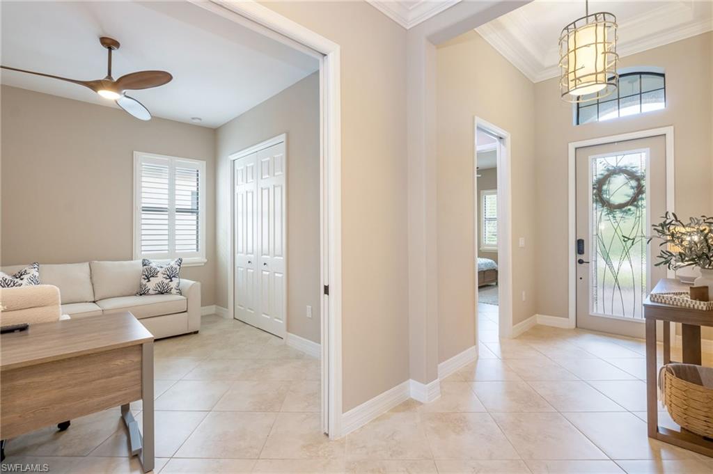 TWIN EAGLES - Residential