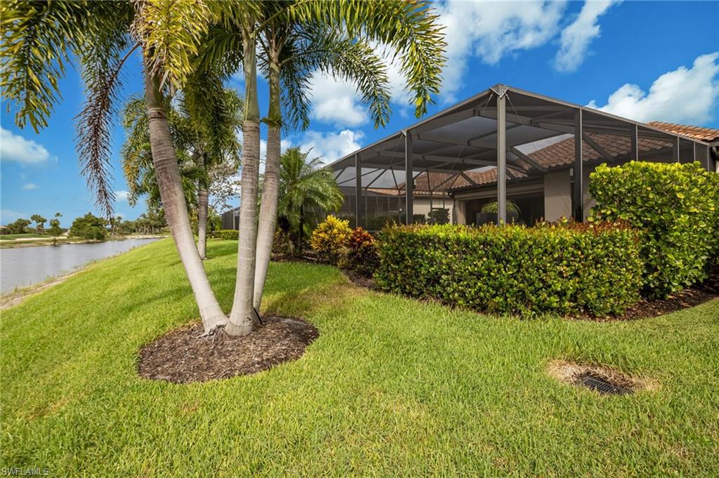 TWIN EAGLES - Residential