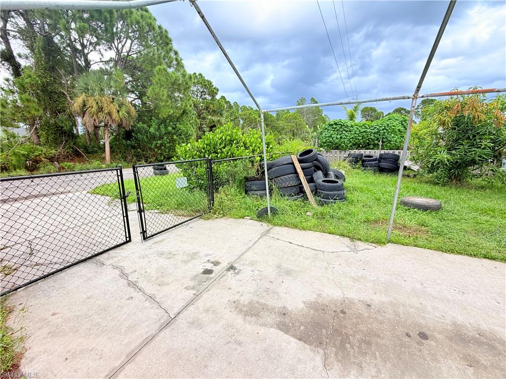 LEHIGH ACRES - Residential Income