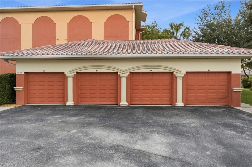 ISLES OF PORTO VISTA - Residential