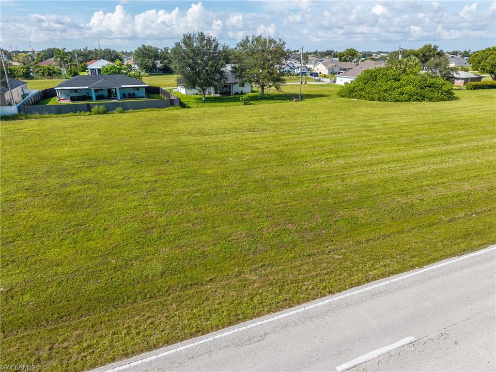 CAPE CORAL - Land