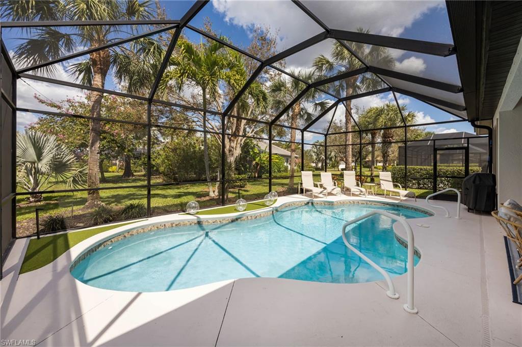 MUSTANG ISLAND - Residential