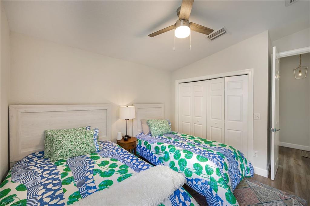 MUSTANG ISLAND - Residential