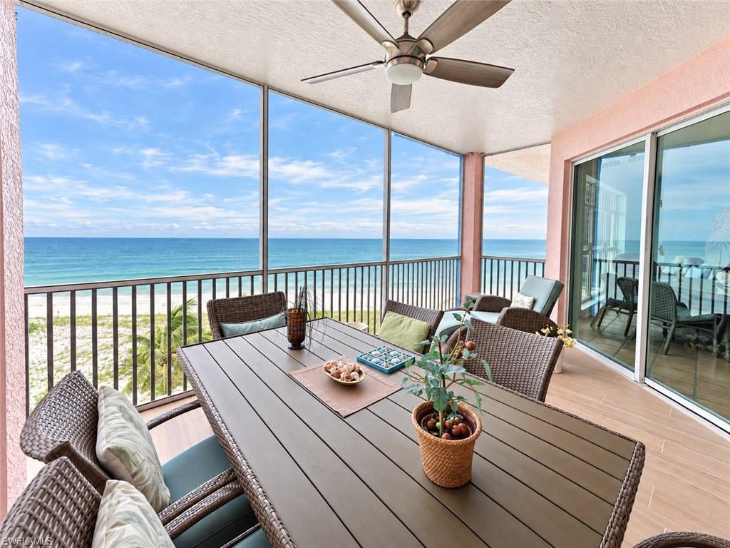 BAREFOOT BEACH CLUB - Residential