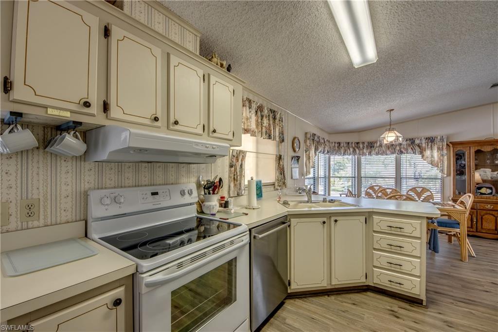 PINE ISLAND COVE - Residential