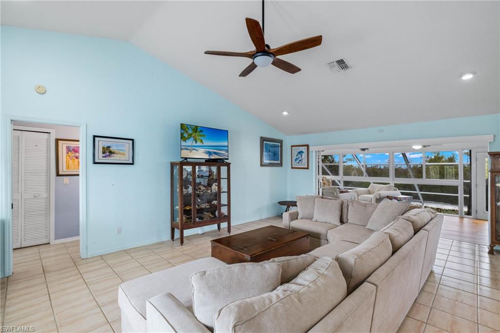 GUMBO LIMBO - Residential