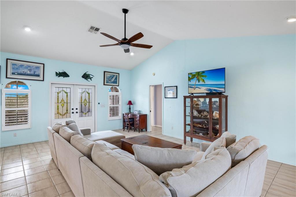 GUMBO LIMBO - Residential