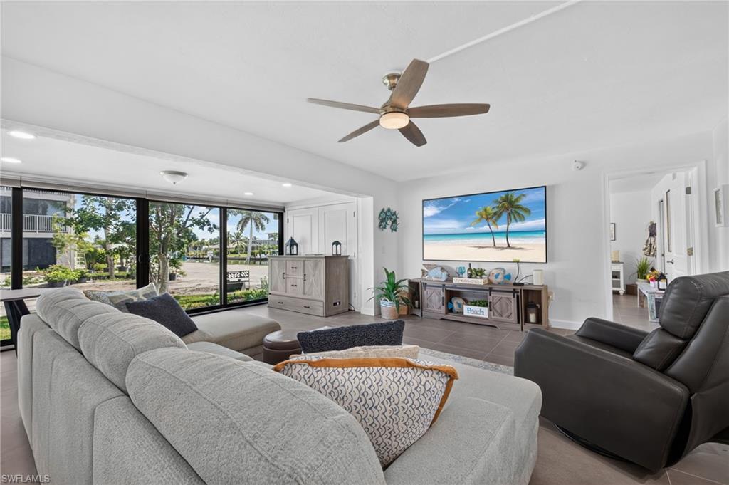 MARINER POINTE CONDO - Residential