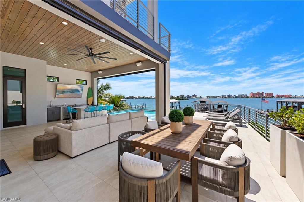 HIDDEN HARBOR - Residential