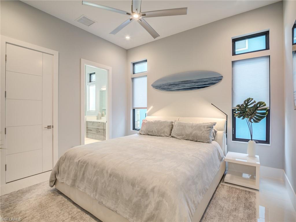 HIDDEN HARBOR - Residential
