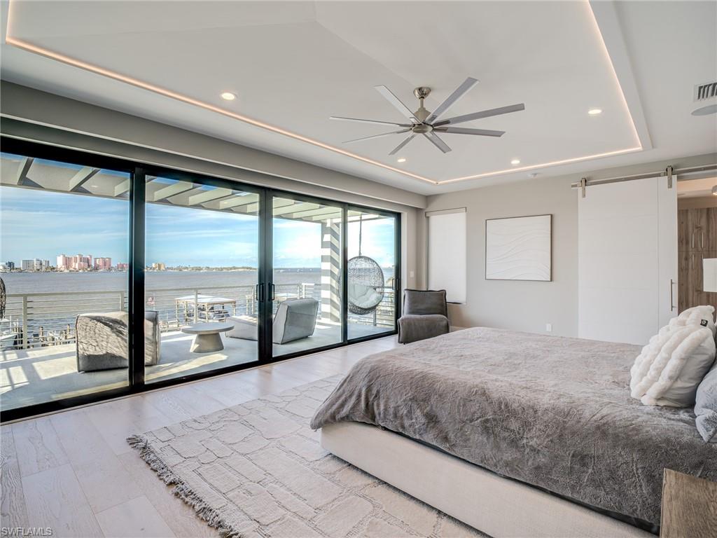 HIDDEN HARBOR - Residential