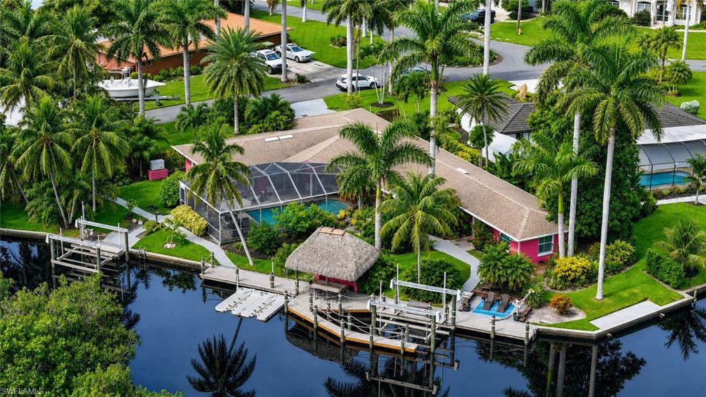 YACHT CLUB COLONY - Residential