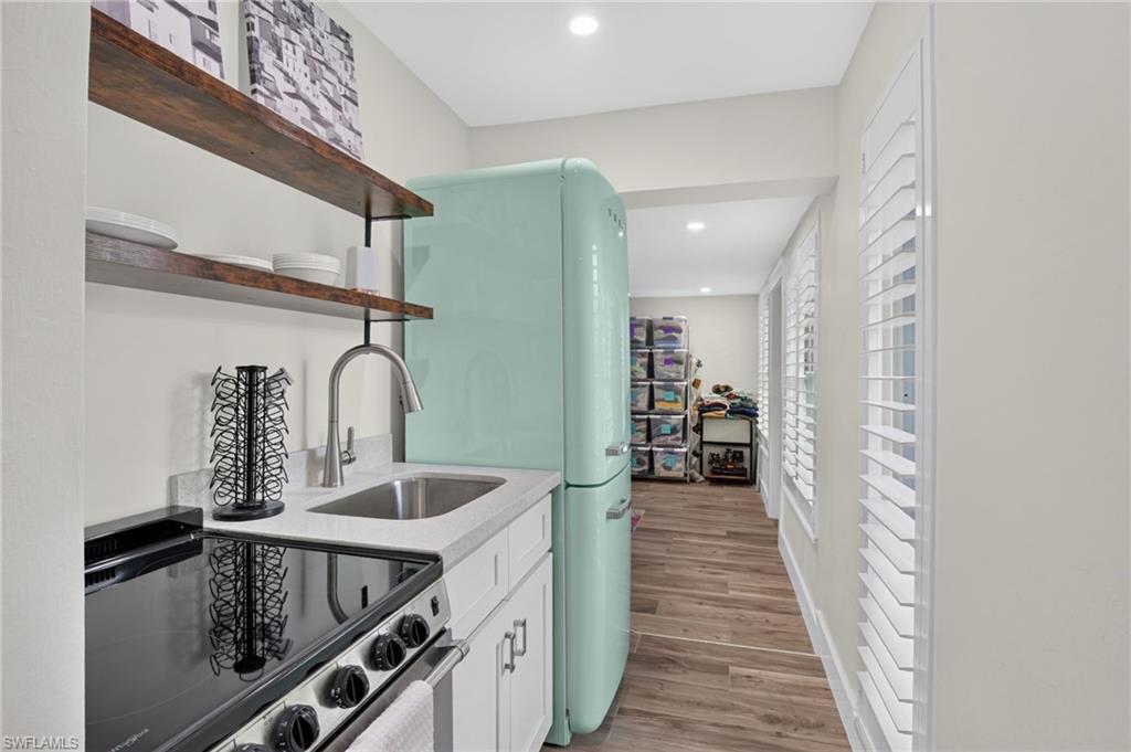 YACHT CLUB COLONY - Residential