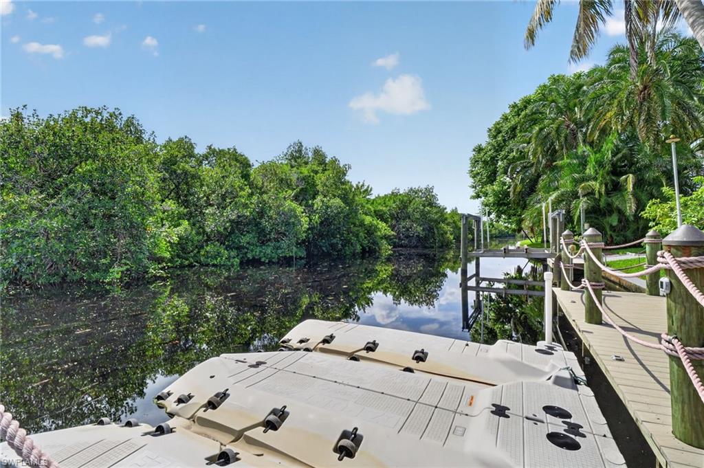 YACHT CLUB COLONY - Residential
