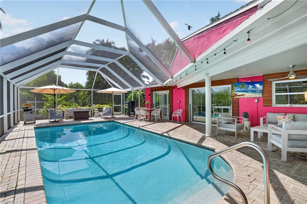 YACHT CLUB COLONY - Residential