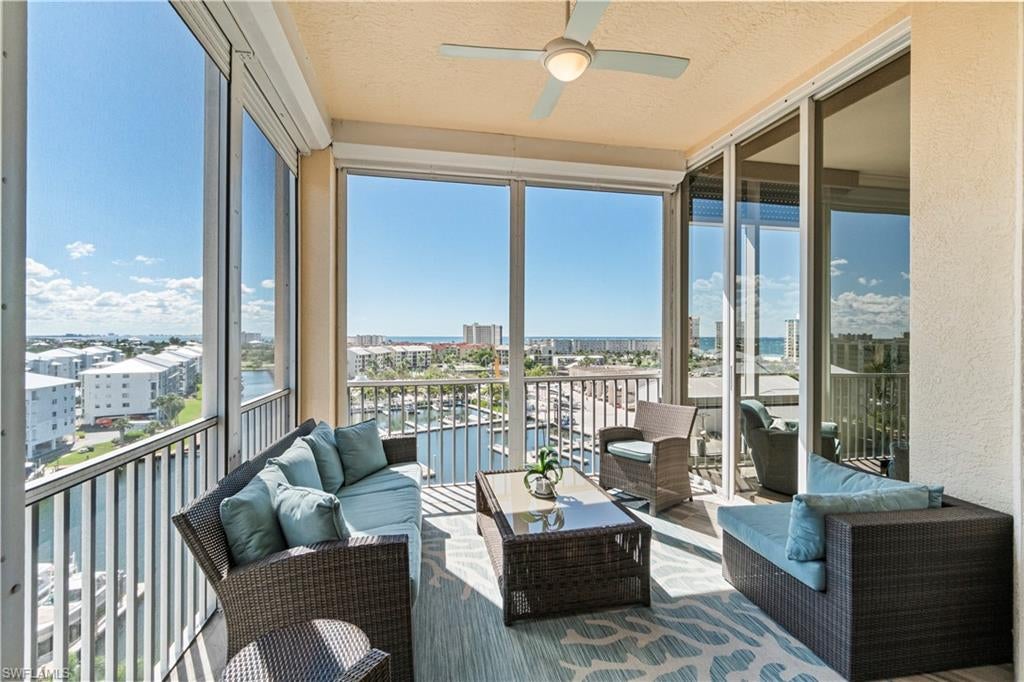 PALM HARBOR CLUB - Residential