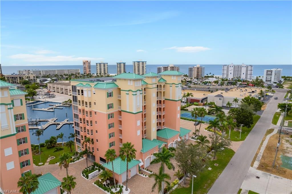 PALM HARBOR CLUB - Residential