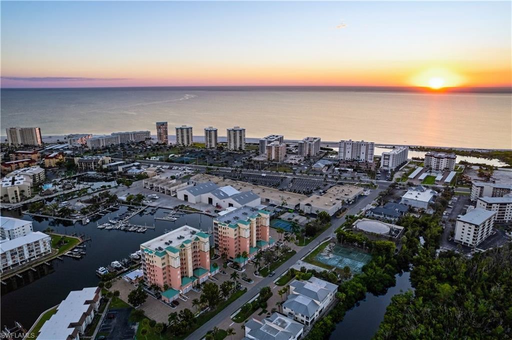 PALM HARBOR CLUB - Residential