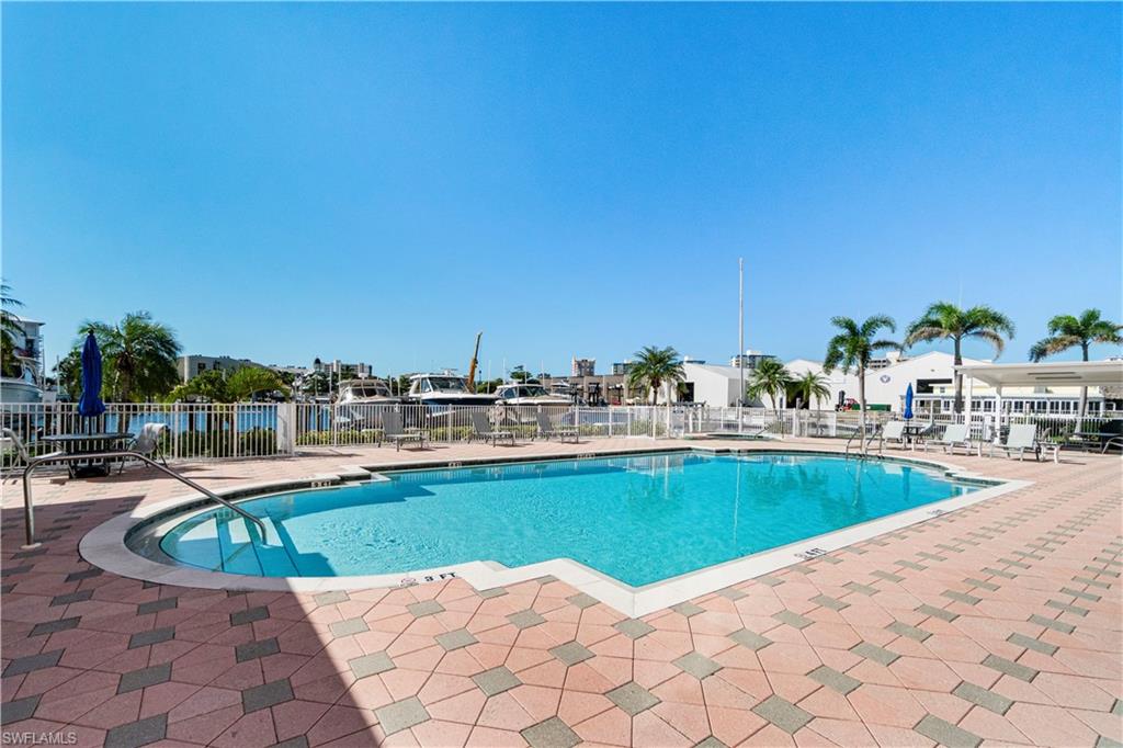 PALM HARBOR CLUB - Residential