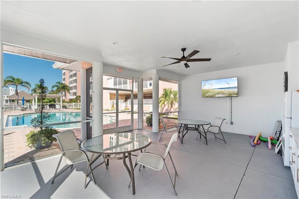 PALM HARBOR CLUB - Residential