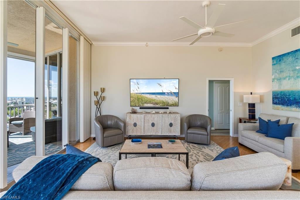 PALM HARBOR CLUB - Residential