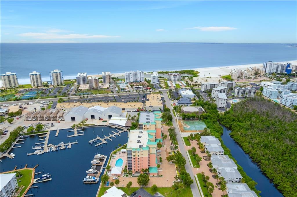 PALM HARBOR CLUB - Residential