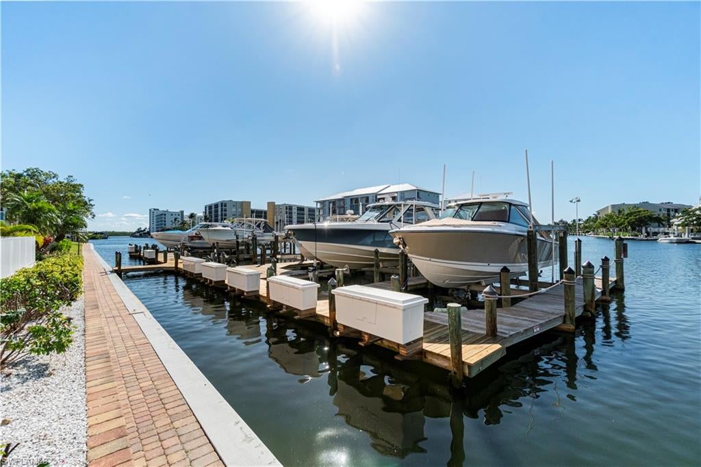 PALM HARBOR CLUB - Residential