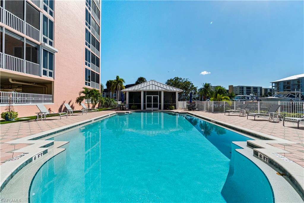 PALM HARBOR CLUB - Residential