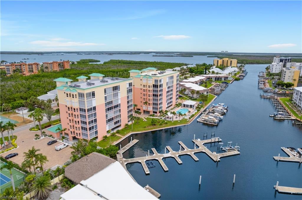 PALM HARBOR CLUB - Residential