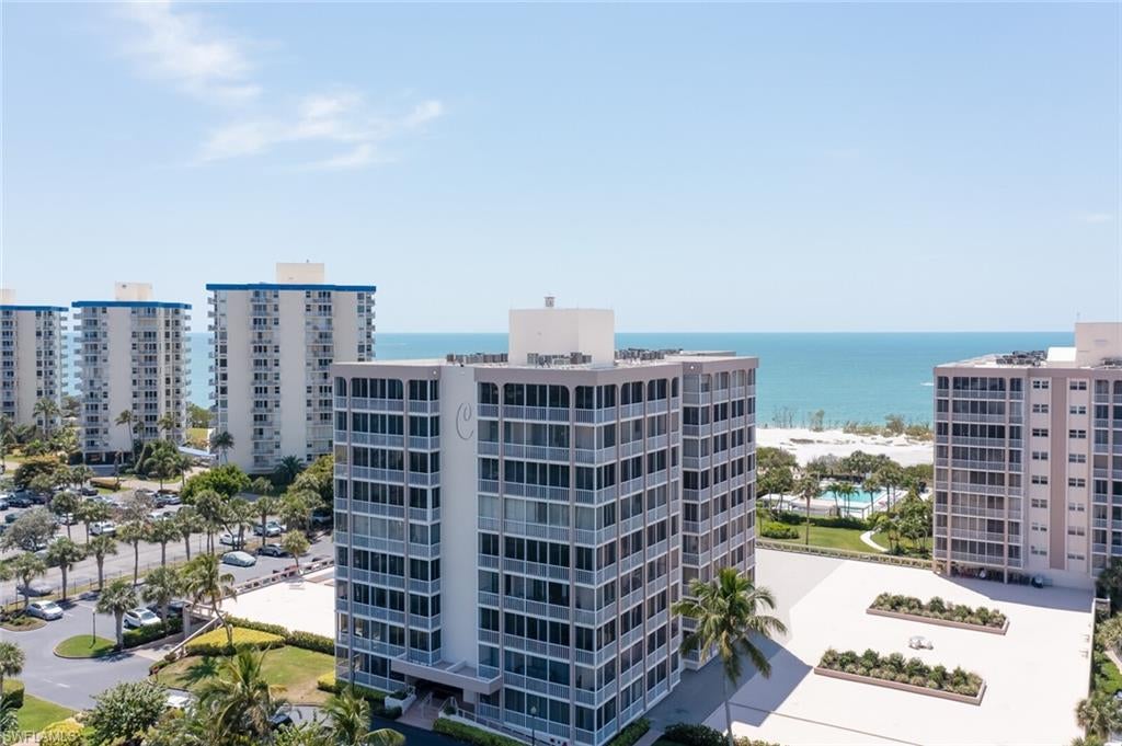 CRECIENTE CONDO EAST - Residential