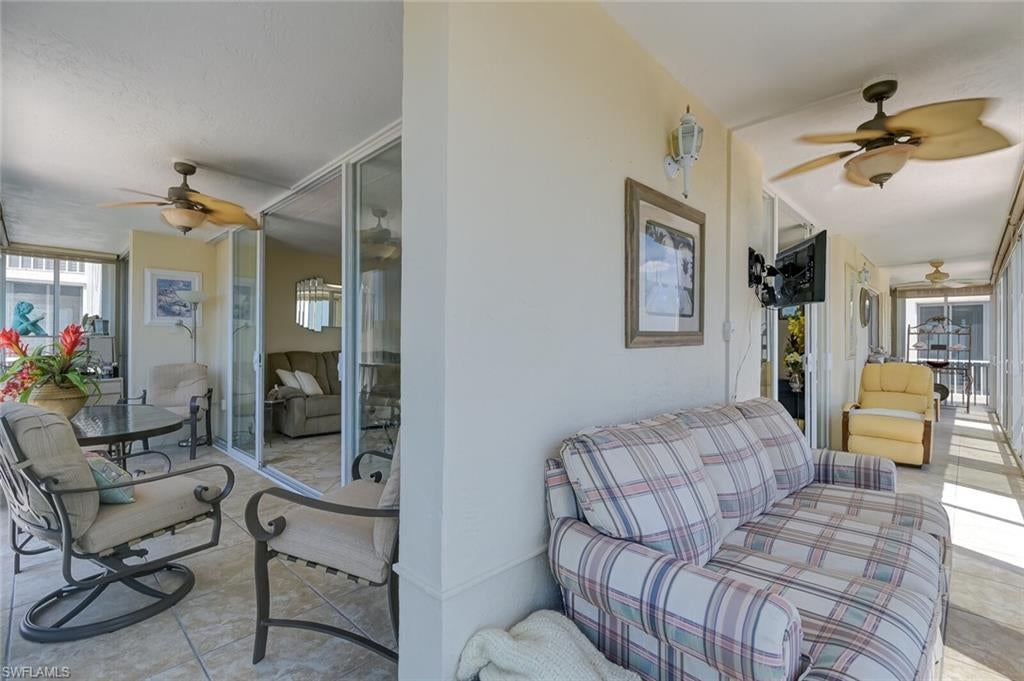 CRECIENTE CONDO EAST - Residential