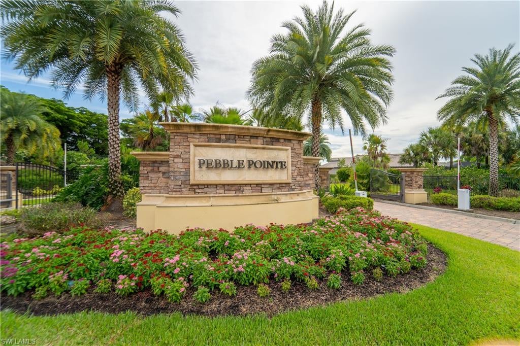 PEBBLE POINTE - Residential