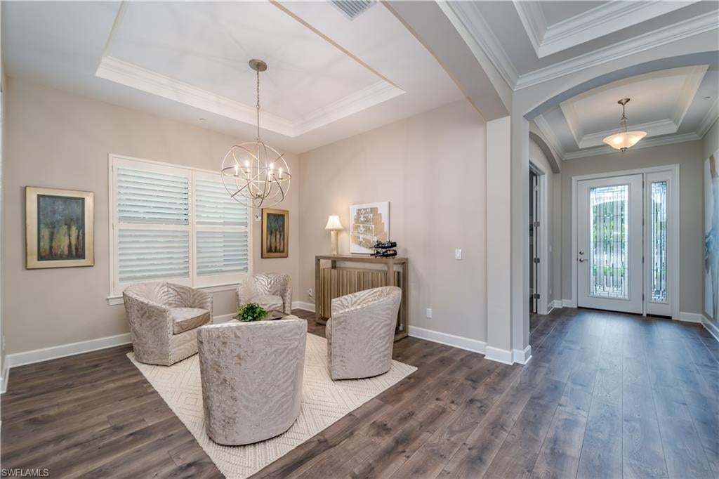 PEBBLE POINTE - Residential