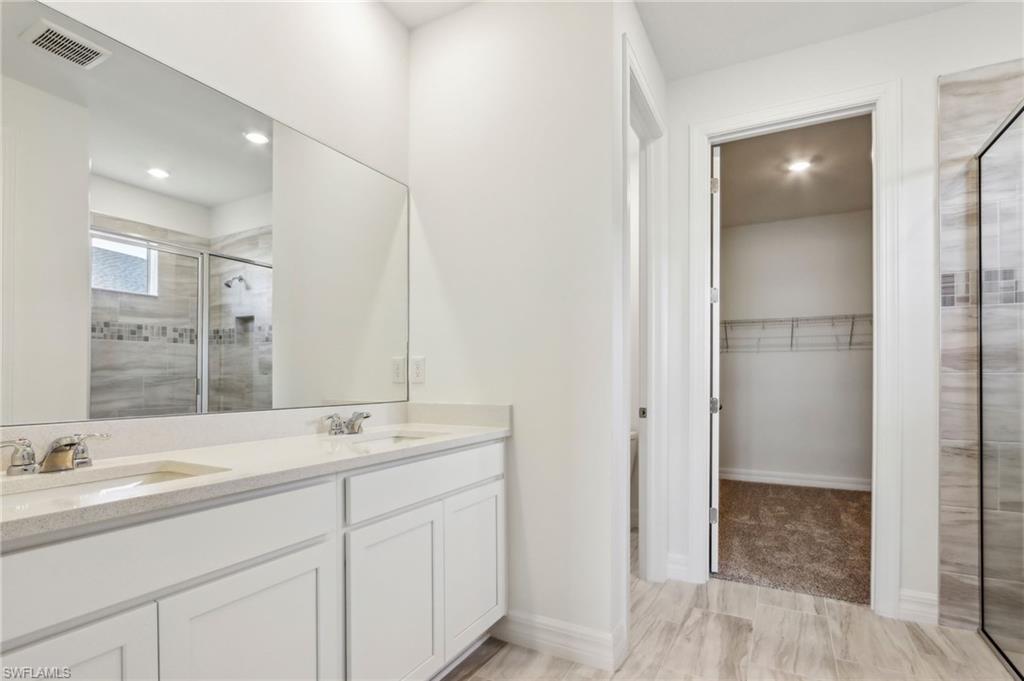 CRESCENT LAKES - Residential