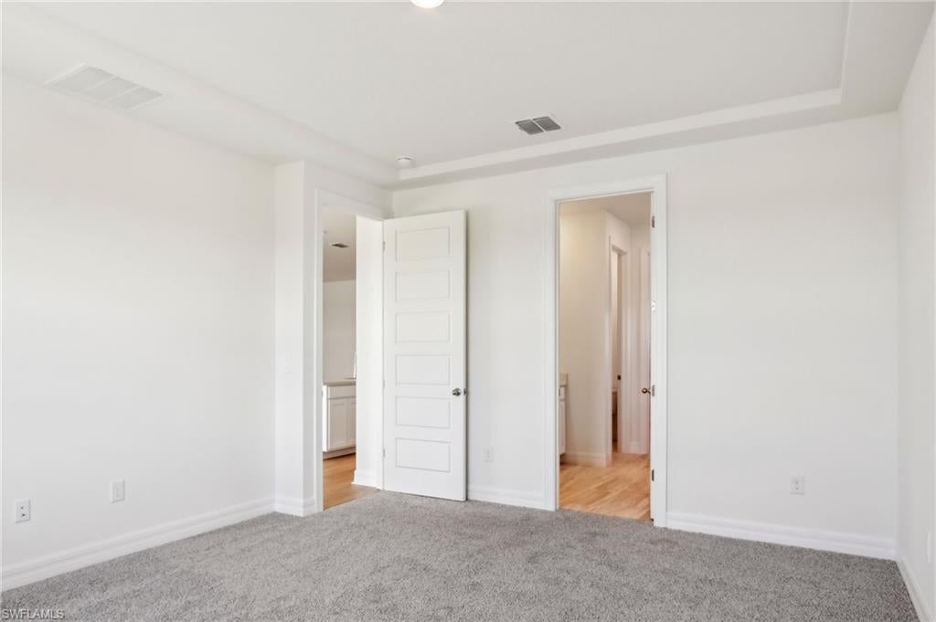 CRESCENT LAKES - Residential