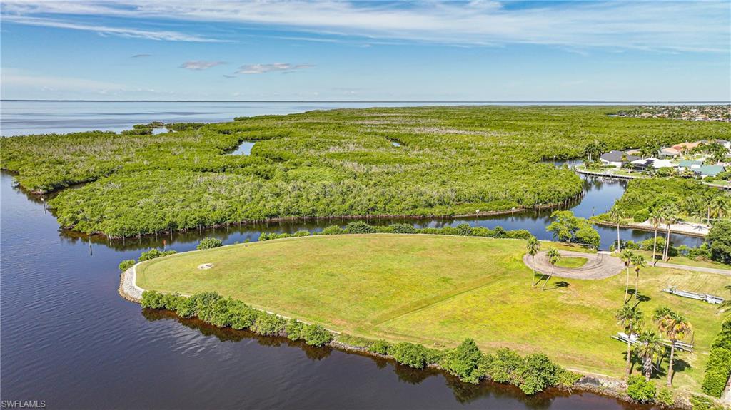 PUNTA GORDA - Land