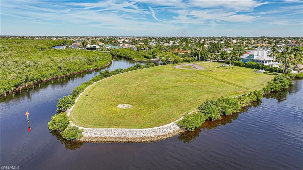 PUNTA GORDA - Land