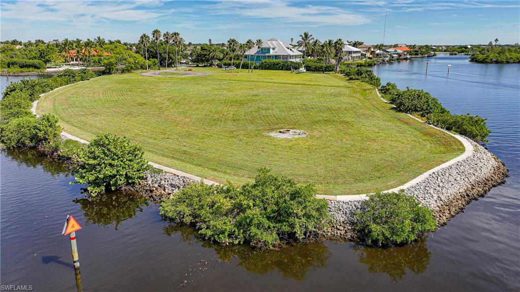 PUNTA GORDA - Land