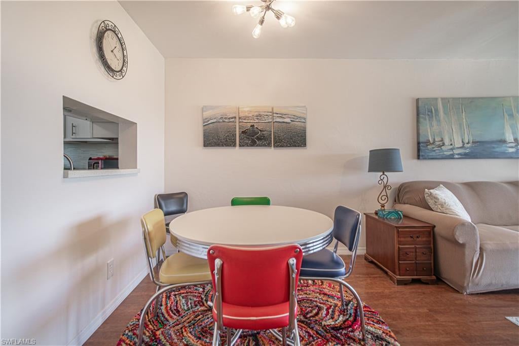 SEVEN LAKES - Residential